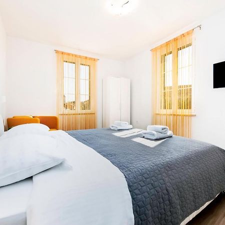City Comfort Apartments Rovinj Exterior photo