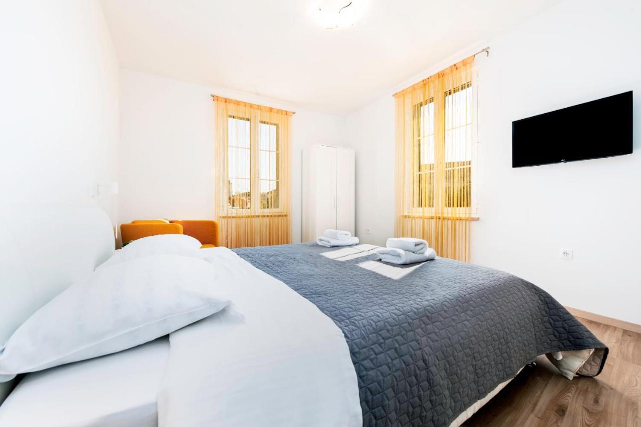 City Comfort Apartments Rovinj Exterior photo