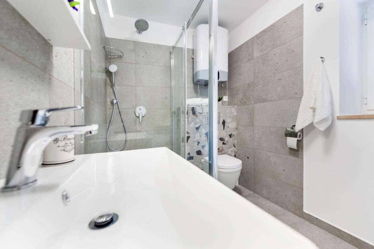 City Comfort Apartments Rovinj Exterior photo
